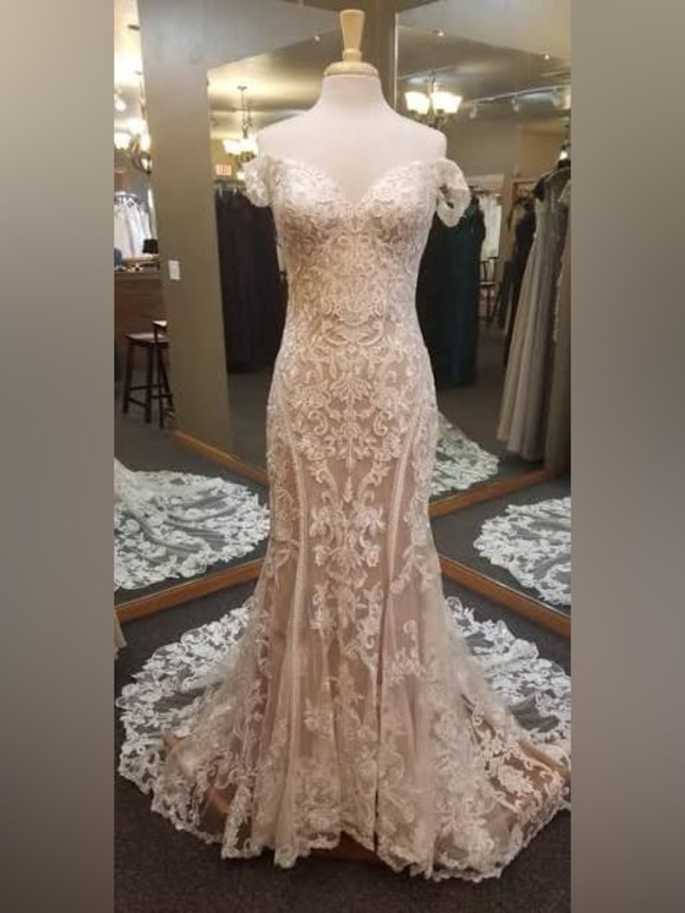 Off-Shoulder White Lace Evening Gown